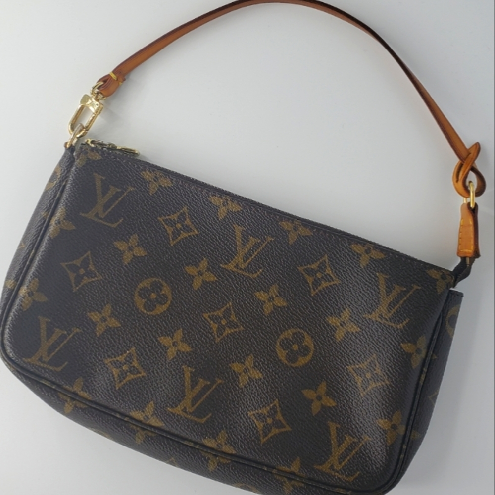 Authentic LOUIS VUITTON - Monogram Pouchette Accessories Purse